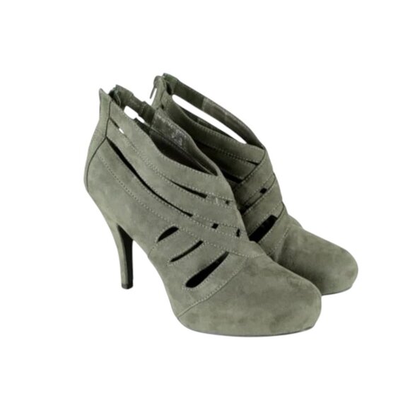 APOSTROPHE Round Toe Ankle Boots - Picture 1 of 3